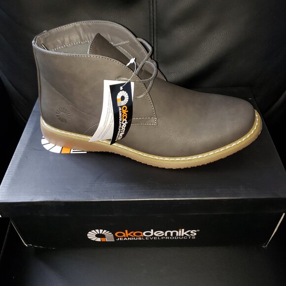 Men Grey boots
